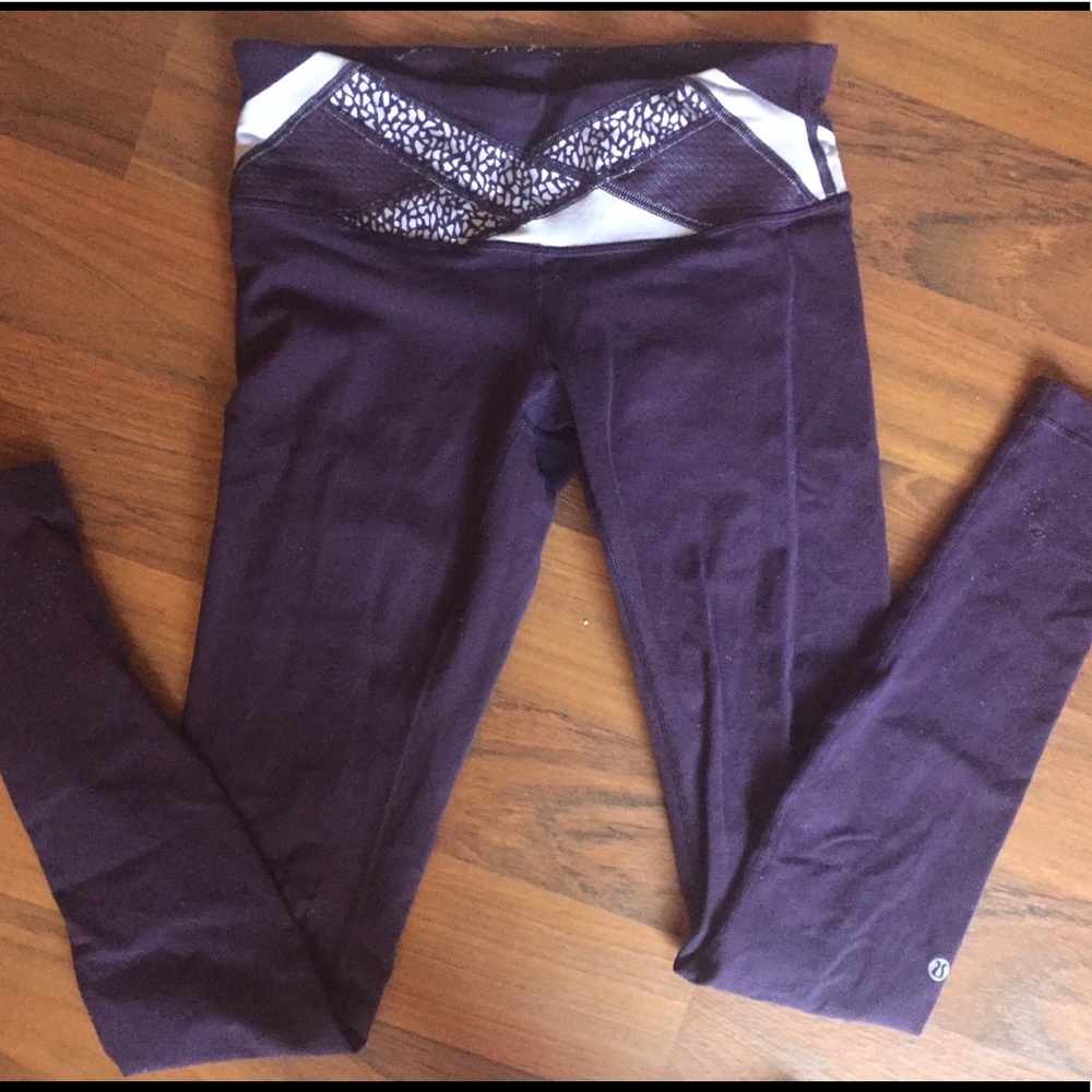 Purple Lululemon Wunder Under Leggings